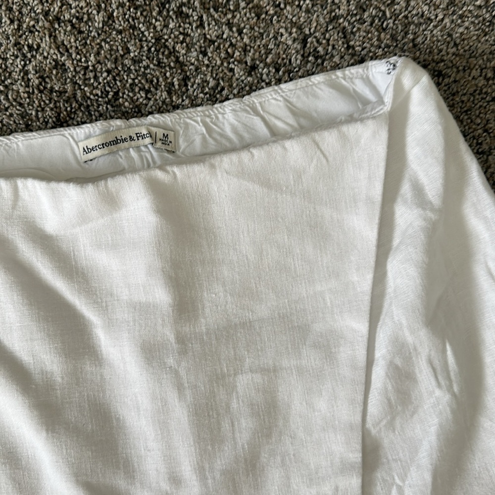 Abercrombie and fitch white skort - Picture 2 of 6